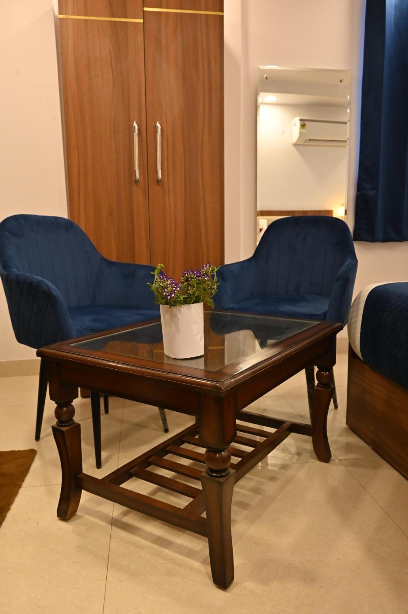 Hotel Down Town Paschim Vihar Delhi  Eksteriør billede