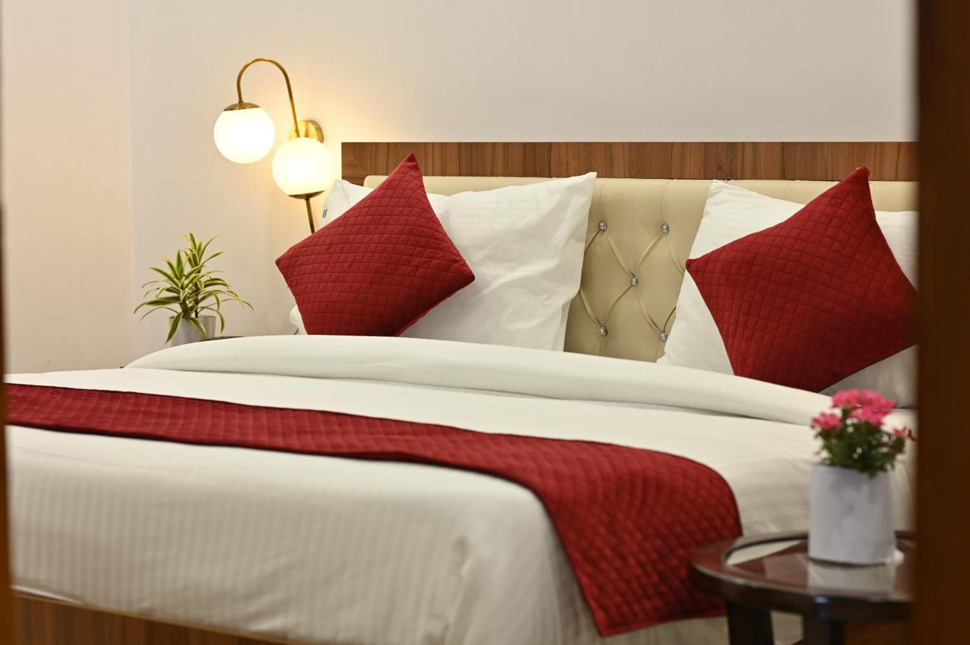 Hotel Down Town Paschim Vihar Delhi  Eksteriør billede